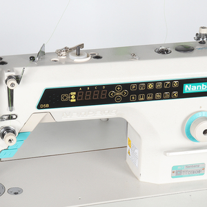 Machine à coudre à point droit informatisée à grande vitesse mécatronique avec réglage de l'épaisseur - Product Image 5