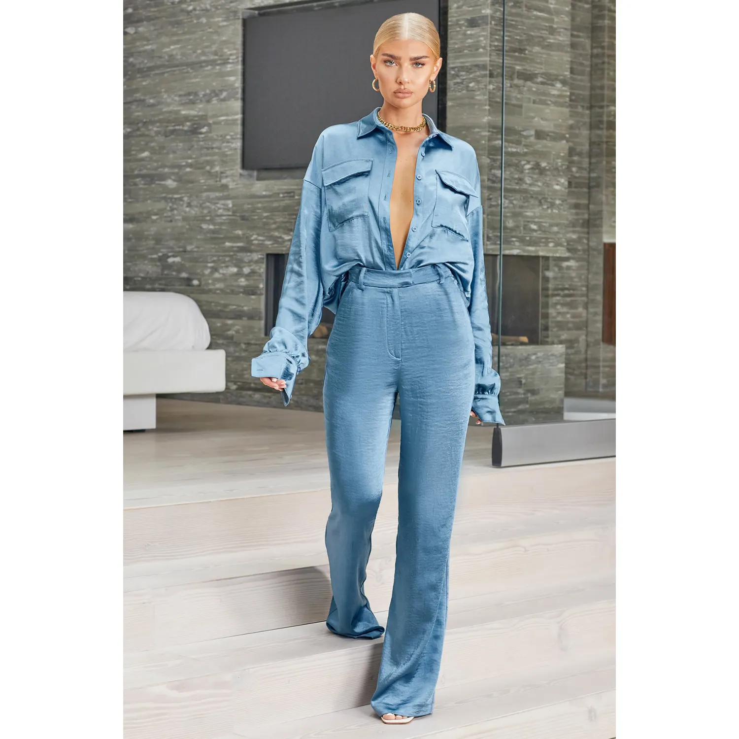 Set di abbinamento da donna Casual di lusso in crêpe raso blu pigiama gamba larga 2 due pezzi pantaloni e Top Set di abiti in raso