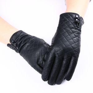 Guanti da Donna in Pelle Nera con Motivo a Rombo in Pelle di Capra e Cuciture in PU Stile Semplice per Mani Piccole - Product Image 1