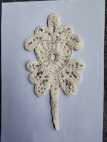 Série d'appliques florales en crochet perlées et à sequins, patchs de fleurs et de feuilles robustes en perles et strass pour robes de mariée et de soirée