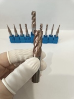 Alliage dur en acier au tungstène 4 cannelures HRC55 fraise en bout enduit CNC Bits pour acier OEM personnalisable