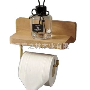 Estante de almacenamiento de madera simple para baño con ganchos, portarrollos de papel higiénico de madera, soporte de pared de madera maciza para artículos diversos - Product Image 1