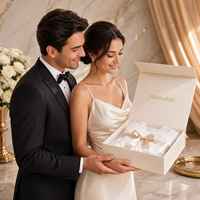 Boîtes à dragées pliables personnalisées avec logo, emballage plat, vente en gros pour fête de mariage et enterrement de vie de jeune fille