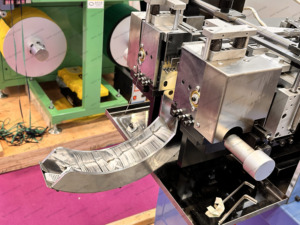 Sự lựa chọn tốt nhất siêu âm tự động CNC vải máy Cắt nhãn cắt và gấp máy - Product Image 3