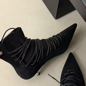 French Retro Genuine Leather Suede Low-heel Roman Ankle <b>Boots</b> Women's Stiletto Pointed Toe Lace-up Versatile Nude <b>Boots</b> - Product Image 6