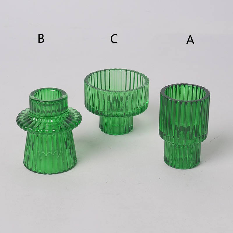 ชุดสีเขียว