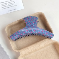 Pince à cheveux en PVC coloré motif griffe de requin à pois rouges, simple, élégante et raffinée, accessoire pour l'arrière de la tête, idéale pour queues de cheval hautes