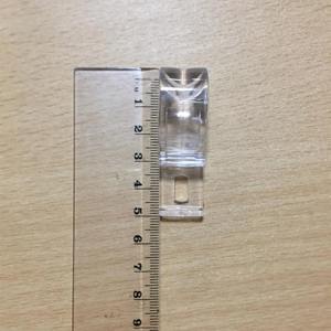 Supporto catenina trasparente per catena di plastica - Product Image 2