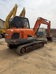 बिक्री के लिए डोसन DX60-9C खुदाई का उपयोग किया, छोटे खुदाई/मिनी खुदाई करने वाले डोसन 60 कोरियन डोसन DX60-9C - Product Image 3