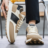 Vente en gros de chaussures de marche confortables en cuir suédé baskets décontractées antidérapantes pour hommes et femmes avec doublure en maille tendance de la mode