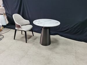 <span class=keywords><strong>Table</strong></span> et chaises rondes en acier, style luxe léger, pour la négociation commerciale, combinaison pour hall d'hôtel, restaurant, usage domestique - Product Image 1