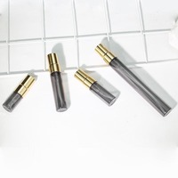 Flacon de parfum vide en verre transparent ou noir de 2 ml, 3 ml, 5 ml, 10 ml, petit flacon de voyage rechargeable avec pulvérisateur et bouchon à vis en aluminium.