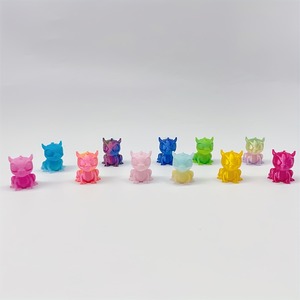 50 Pezzi Mini Draghi Stampati in 3D, Decorazioni Carine per Casa, Ufficio e Auto, in Plastica Resistente, Regali Decorativi per Feste di Compleanno, Colori Assortiti - Product Image 1