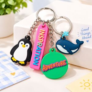 Ensemble de porte-clés mignons en PVC 3D avec pingouin, baleine et étiquettes d'aventure inspirantes - Product Image 2