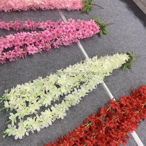 C-491 Exquisitas Guirnaldas de Flores de Glicinia de Seda Hechas a Mano, Blancas, de 4 Ramas, Decoración para el Techo de la Sala de Estar, para San Valentín, Pascua - Product Image 1