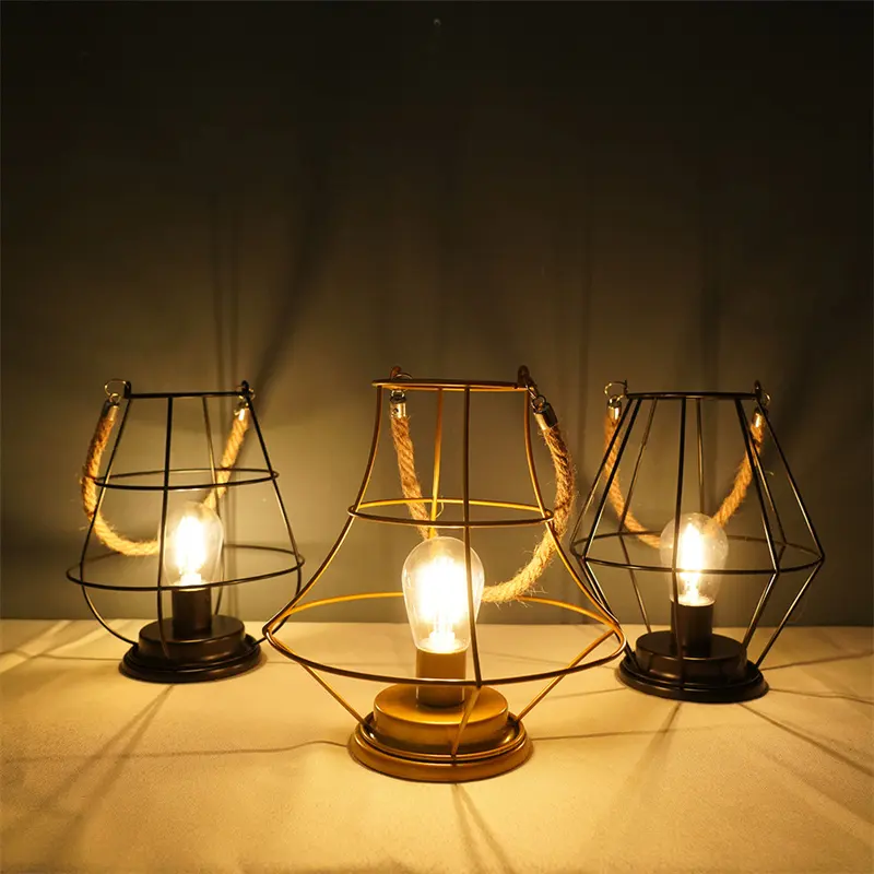 Nieuwe Europese Stijl Outdoor Lantaarns Minimalistische Ijzeren Tafellamp Decoratie Hanglamp Camping Lantaarns