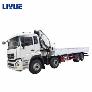 Nouvelle <span class=keywords><strong>grue</strong></span> articulée de 8 tonnes montée sur <span class=keywords><strong>camion</strong></span> avec piqueteuse intégrée, modèle 2026, en promotion - Product Image 1