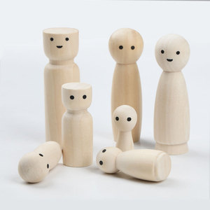 Figuras de madera natural en blanco para manualidades DIY, juguetes hechos a mano para niños con ojos y sonrisas impresas. - Product Image 1