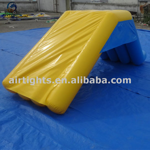 Precio de fábrica buen precio flotante niños inflable tobogán de agua - Product Image 4