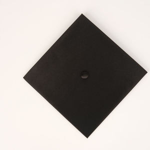 Uniformes Escolares Rojos Brillantes al por Mayor para Niños, Birretes y Togas <span class=keywords><strong>de</strong></span> Graduación para Niños, Birretes y Togas <span class=keywords><strong>de</strong></span> Preescolar para Niños <span class=keywords><strong>de</strong></span> Jardín <span class=keywords><strong>de</strong></span> Infancia - Product Image 6