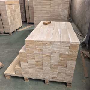 Lames de bois de Paulownia, Panneaux de Paulownia collés sur le chant, Acheter des panneaux de bois de Paulownia - Product Image 1