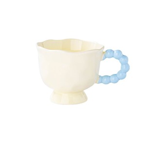 Taza de cerámica con forma de pétalo y asa con cuentas, apta para lavavajillas, para regalo o uso diario. - Product Image 5