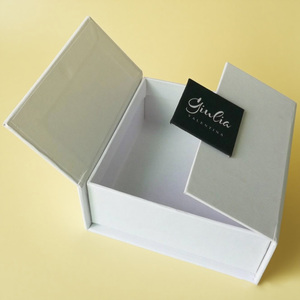 Scatola Regalo Piccola Personalizzata di Lusso <span class=keywords><strong>per</strong></span> Bomboniera Nuziale - Product Image 1