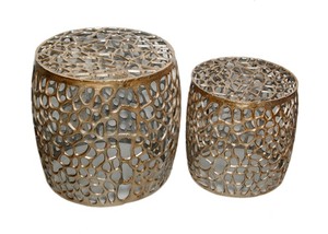 Ensemble de tables basses en métal modernes, tables d'appoint décoratives contemporaines, meubles de salon, finition dorée, design à motifs géométriques - Product Image 1