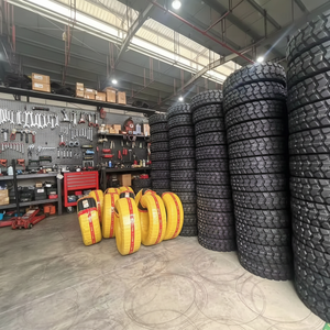 Neumático Radial para Camión Pesado TBR 295/80R22.5 Az118, Patrón de Tres Líneas, Sin Cámara, Nuevo - Product Image 3