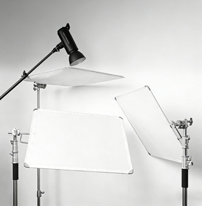 Cadre de diffuseur de lumière en métal noir et blanc avec tissu réflecteur pour éclairage photo en studio - Product Image 6