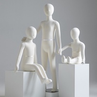 Mannequin enfant unisexe en PE pour vitrine de magasin de vêtements pour enfants