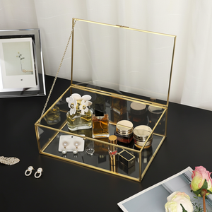 Boîte à bijoux en verre en laiton faite à la main avec un design élégant demande croissante pour les collections de bijoux fins en vitrine - Product Image 1