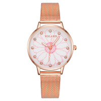 Montre pour femme très vendue, design petite fleur de marguerite, bracelet milanais et bracelet en maille, montre à quartz, personnalisation d'usine