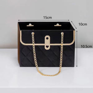 Custom Portable Paper Floral Handbag Fashionable Brand Small <b>Bag</b> Rose Decorative Flower <b>Gift</b> Bouquet <b>Bag</b> with Chain Handle - Product Image 3