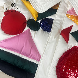 Piumino <span class=keywords><strong>di</strong></span> lusso con decorazione <span class=keywords><strong>di</strong></span> <span class=keywords><strong>paillettes</strong></span> lucide OEM con piumino da collezione natalizia Crop da <span class=keywords><strong>uomo</strong></span> - Product Image 5