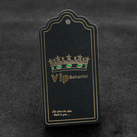 Balançoire de vêtement personnalisée de luxe étiquettes vêtements étiquette imprimer nom logo étiquette volante en plastique avec ficelle pour vêtements propre logo