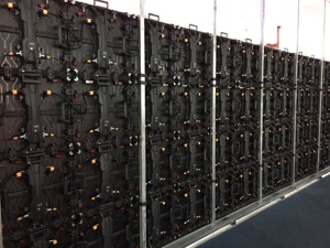 Cho Thuê <span class=keywords><strong>Led</strong></span> Video Tường Dễ Dàng Cài Đặt P1.9 <span class=keywords><strong>P2.6</strong></span> P2.9 P3.9 Mặt Đất Khung Hỗ Trợ Đèn <span class=keywords><strong>Led</strong></span> Hiển Thị Màn Hình - Product Image 5