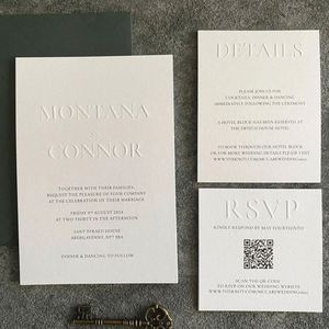 Carte d'invitation de mariage personnalisée avec logo en relief, en papier coton, avec détails RSVP et menu - Product Image 2