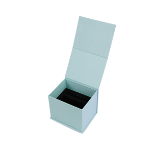 Luxury Custom Logo <b>Printing</b> Recyclable Rigid Cardboard Folding Paper Box with Magnetic Lid and Embossing - Product Image 2