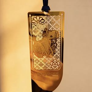 Marque-page en aluminium découpé au laser, motif Épée Fantaisie Tokyo Revengers, avec motif Rose Épine, finition Vermeil Or, magnétique, en velours pour animaux <span class=keywords><strong>de</strong></span> compagnie, pour sublimation - Product Image 2