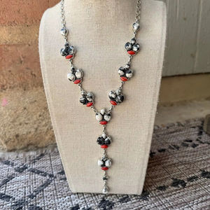 Conjunto de Collar y Pendientes de Plata de Ley Hechos a Mano con Búfalo Blanco y Coral, Engaste de Bisel - Product Image 1