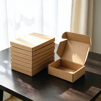 Boîte d'expédition en carton ondulé personnalisée avec logo en relief pour le commerce électronique en gros, imprimée des deux côtés, en matériaux recyclés