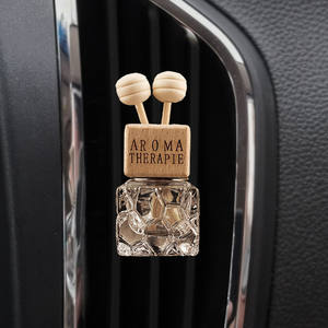 Ambientador Portátil para Auto de Estilo Moderno, Aromaterapia con Aroma a Fresia, Líquido Perfumado con Aroma a Rosa, Lavanda y Océano, Montaje en Rejilla de Ventilación de Vidrio, Vibración - Product Image 5