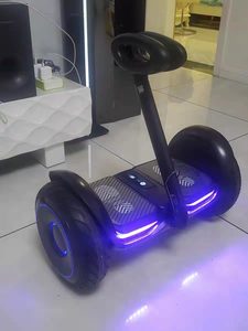 Scooter L6 300W Motor Lithium Battery Kids Two Wheel Smart Balancing 12Km/h Playing <b>Car</b> for Kick L6 Scooter L6 300W Moto - Product Image 4