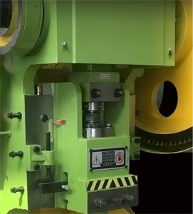 <span class=keywords><strong>Presse</strong></span> mécanique industrielle J23-16T de 16 tonnes avec machine à œillets, roulement <span class=keywords><strong>et</strong></span> moteur haute efficacité pour le poinçonnage - Product Image 5