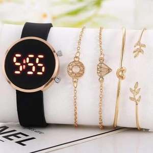 2023 ensemble de montres bracelet <span class=keywords><strong>garçon</strong></span> et fille à la mode <span class=keywords><strong>montre</strong></span> étudiant en silicone WW026 - Product Image 3