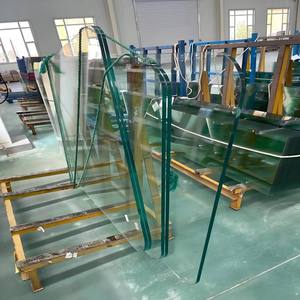 Verre de sécurité feuilleté trempé PVB SGP transparent, découpe sur mesure, anti-éclatement pour façades de bâtiments et balustrades d'ingénierie - Product Image 1