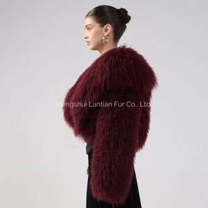 Cappotti Invernali da Donna di Tendenza in Vera Pelliccia di Agnello Mongolo, Soprabito di Lusso Naturale, Giacche Corte in Pelliccia di Pecora con Colore Personalizzato - Product Image 2