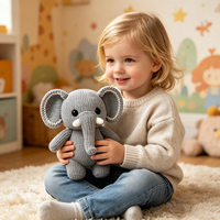 Peluche d'éléphant tricotée en forme de dessin animé, douce et mignonne, vente en gros, jouet en peluche personnalisé pour enfants, personnalisation