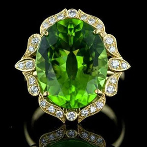 Anello da donna con zirconi verdi oversize, stile creativo ed elegante, per matrimonio, uso quotidiano, impilabile, gioiello da dito abbinabile a tutto, idea regalo - Product Image 1